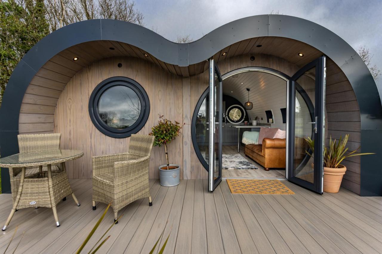 The Lodge @Quarrywood Tenby Exteriör bild